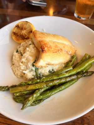 West End Tavern by null