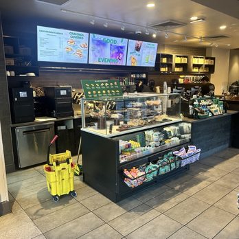 Starbucks - Coffee & Tea Near Me - Menlo Park, California Starbucks - Coffee & Tea Near Me - Menlo Park, California