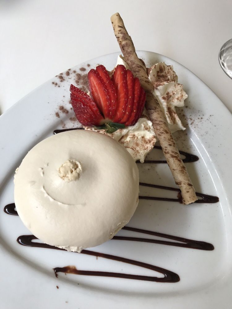 CUPS N’ SAUCERS Updated October 2024 43 William St, Raymond Terrace New South Wales