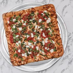 Mama's Restaurant & Bar - Grandma's Pie