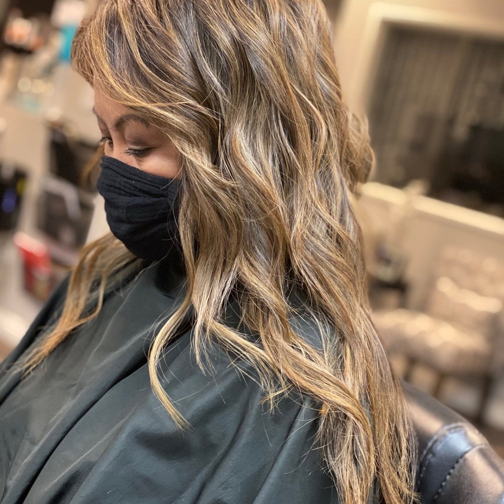 La Posh Salon & Spa - Hair Salons Near Me - Elk Grove, California La Posh Salon & Spa - Hair Salons Near Me - Elk Grove, California