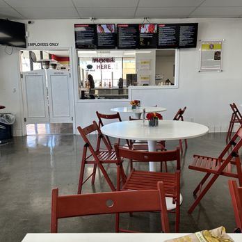2nd Healthy Eatery - Inside - Delis Near Me - Bellflower, California
