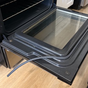 EZFixable - replacing oven door gasket - Appliances & Repair Near Me - San Fernando Valley, California EZFixable - replacing oven door gasket - Appliances & Repair Near Me - San Fernando Valley, California
