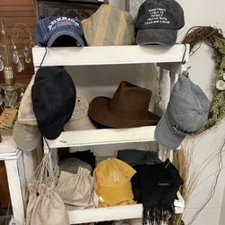 Prairie Path Vintage Market - Love the black hat