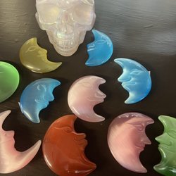 Cats eye moon aura Rose quartz skull