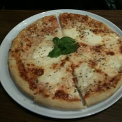 First Croque Hamburg-Eppendorf - pizza margherita