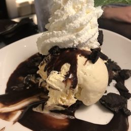 Oreo brownie sundae