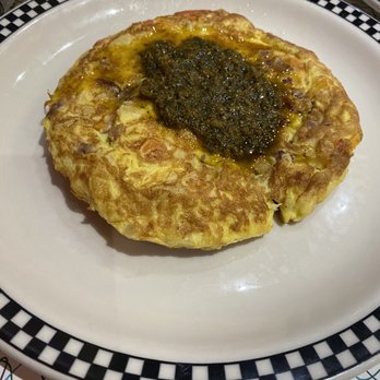 Upstreet - Omelette with Pesto - Breakfast & Brunch Near Me - Pittsburgh, Pennsylvania