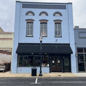 FIRST CHAPTER BOOKSHOP - Updated August 2025 - 117 Ram Cat