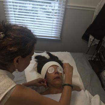 Parvin’s Spa - Threading is a great alternative to waxing for sensitive or tanned skin. - Day Spas Near Me - Charlotte, North Carolina Parvin’s Spa - Threading is a great alternative to waxing for sensitive or tanned skin. - Day Spas Near Me - Charlotte, North Carolina
