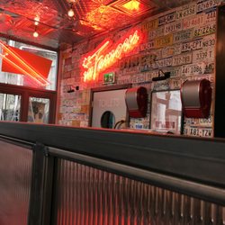 Infamous Diner - Neons