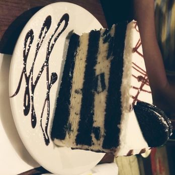 Martha's Country Bakery - Oreo Cake - Bakeries Near Me - Bayside, New York