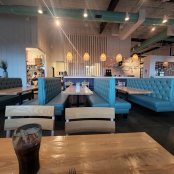 Seaside Oyster Bar - Suwanee - Seafood Near Me - Suwanee, Georgia
