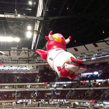United Center - Big Benny the Bull Inflatable - Stadiums & Arenas Near Me - Chicago, Illinois United Center - Big Benny the Bull Inflatable - Stadiums & Arenas Near Me - Chicago, Illinois