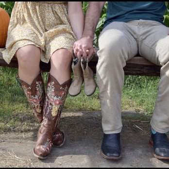 Sweet Eats Adventure Farm - Attraction Farms Near Me - Georgetown, Texas