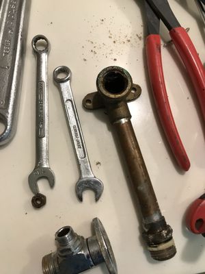 🚰 Expert Plumbing Solutions - Solve all your plumbing challenges with our trusted, professional plumbing services. We handle everything from small repairs, like fixing leaky faucets and unclogging drains, to bigger jobs such as installing toilets, sinks, showers, and dishwashers, or even repairing and upgrading pipes. Our skilled plumbers arrive on time, diagnose issues thoroughly, and walk you through your options with honest advice—never pushing unnecessary services. With attention to safety, cleanliness, and code compliance, we ensure your plumbing is reliable and efficient. Whether it’s routine maintenance, emergency fixes, or part of a larger home remodel, we’re dedicated to keeping your water flowing smoothly and your home protected from costly damage.