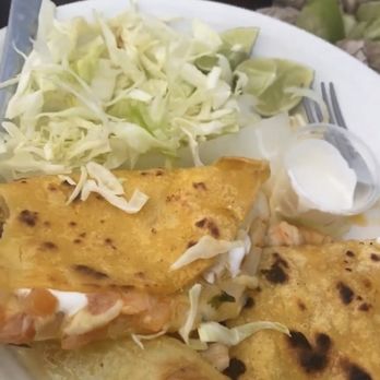 Mariscos Villa Del Mar - Tacos al Governador de camarón - Seafood Near Me - La Mirada, California Mariscos Villa Del Mar - Tacos al Governador de camarón - Seafood Near Me - La Mirada, California