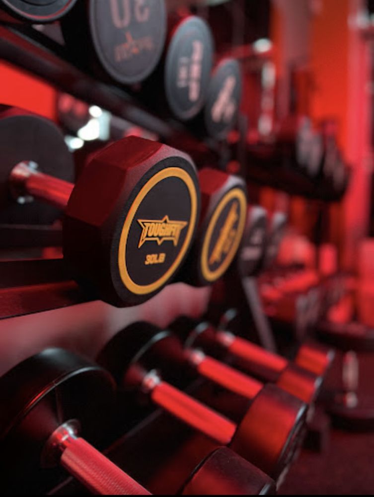 We Fitness Logo