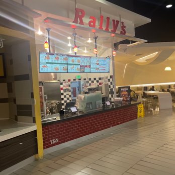 Rally's - the inside of a fast food restaurant - Burgers Near Me - Los Angeles, California Rally's - the inside of a fast food restaurant - Burgers Near Me - Los Angeles, California