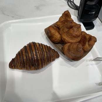 Paris Baguette - Chocolate croissant and mini croissants - Bakeries Near Me - Lewisville, Texas Paris Baguette - Chocolate croissant and mini croissants - Bakeries Near Me - Lewisville, Texas