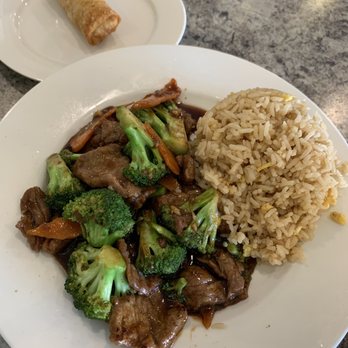 Forbidden Garden - Beef & broccoli... egg-drop soup and egg rolls were a 10!! - Cantonese Near Me - Little Rock, Arkansas