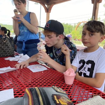Martha's Dandee Creme - Ice Cream & Frozen Yogurt Near Me - Queensbury, New York Martha's Dandee Creme - Ice Cream & Frozen Yogurt Near Me - Queensbury, New York