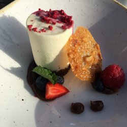 Restaurang Bryggan - Hallomousse