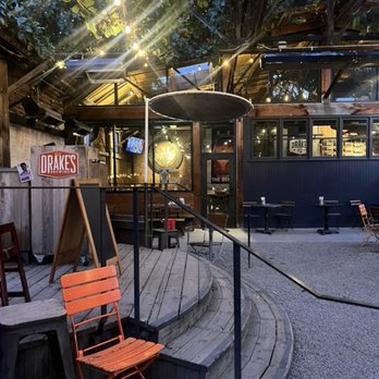 Drake’s Dealership - gorgeous outdoor space - Breweries Near Me - Oakland, California