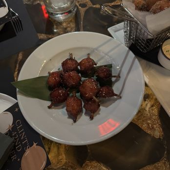 T BAR Roslyn - Angel wings - Steakhouses Near Me - Roslyn, New York T BAR Roslyn - Angel wings - Steakhouses Near Me - Roslyn, New York