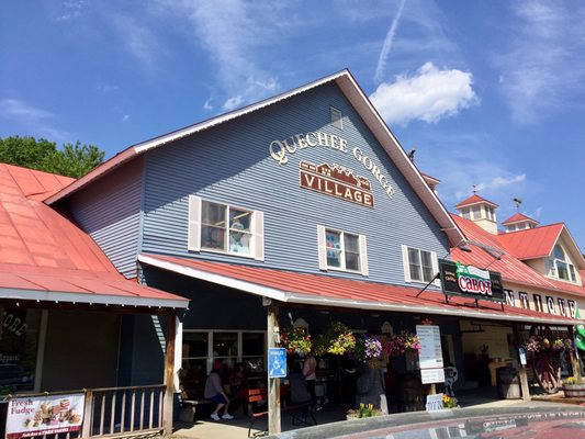 Quechee Gorge Village by null