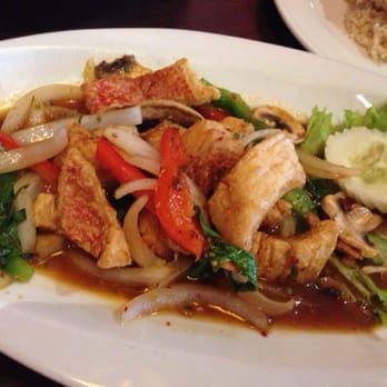 Mai Thai Restaurant - Mahi entree - Thai Near Me - Austin, Texas Mai Thai Restaurant - Mahi entree - Thai Near Me - Austin, Texas