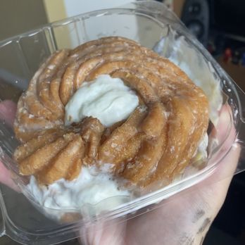 Comfortland - Banana Pudding Cruller - Donuts Near Me - Astoria, New York Comfortland - Banana Pudding Cruller - Donuts Near Me - Astoria, New York
