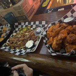 Time Warp Tavern - Bomb wings