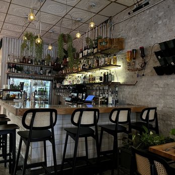PORT UNION - Interior - Gluten-Free Near Me - Chicago, Illinois