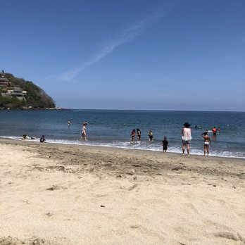 Playa de los Muertos - Beaches Near Me
