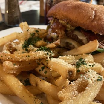 Back 40 - Comfort Food Near Me - North Kingstown, Rhode Island