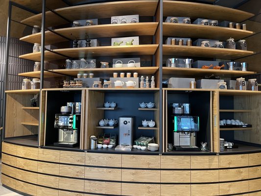 Hilton Munich Airport by null