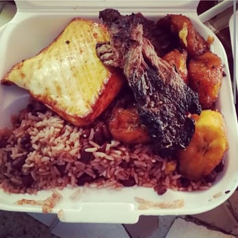 Yambo Restaurant - Carne asada, gallo pinto, quezo frito y maduro ( griiled beef, rice and beans, fried cheese and sweet plantain) - Latin American Near Me - Miami, Florida Yambo Restaurant - Carne asada, gallo pinto, quezo frito y maduro ( griiled beef, rice and beans, fried cheese and sweet plantain) - Latin American Near Me - Miami, Florida