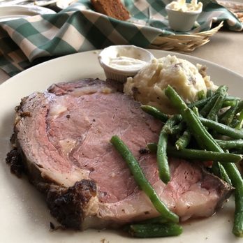 The Common Man Restaurant - Prime rib special! - American Near Me - Lincoln, New Hampshire The Common Man Restaurant - Prime rib special! - American Near Me - Lincoln, New Hampshire