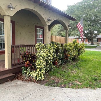 Mills Landscaping - Landscaping Near Me - St. Petersburg, Florida Mills Landscaping - Landscaping Near Me - St. Petersburg, Florida