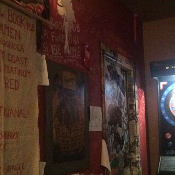 The Book Pub - Prendi la mira! - Pubs Near Me - Florence, FI