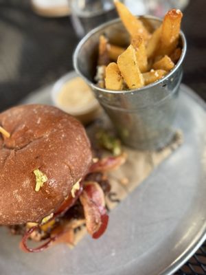 Stack 571 Burger and Whiskey Bar - Kirkland by null