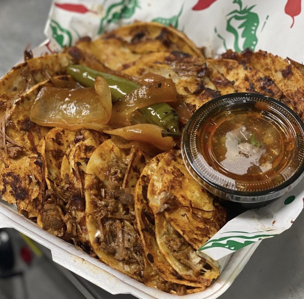 El Mil Tacos Food Truck, Saginaw Roadtrippers