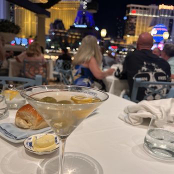 Prime - Luckiest Lady Dirty Martini - Steakhouses Near Me - Las Vegas, Nevada Prime - Luckiest Lady Dirty Martini - Steakhouses Near Me - Las Vegas, Nevada