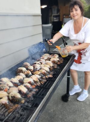 Catering - Chef Eileen's goal is to provide the freshest ingredients and creative menu ideas to guarantee her customer's satisfaction. Catering - Chef Eileen's goal is to provide the freshest ingredients and creative menu ideas to guarantee her customer's satisfaction.