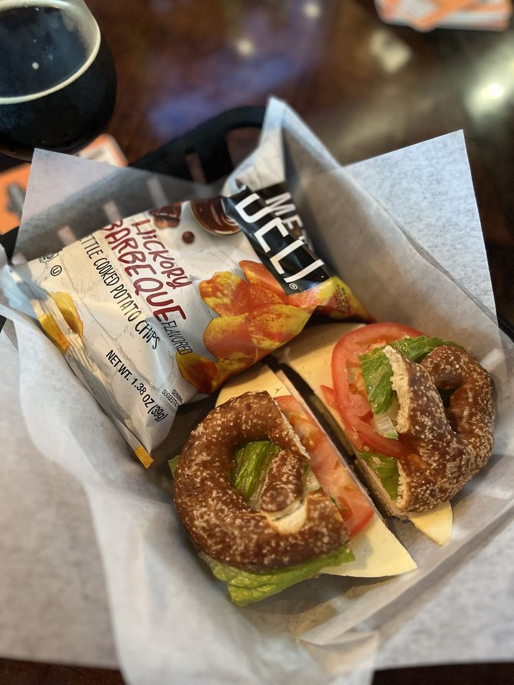 THE MALTED BARLEY Updated October 2024 501 Photos & 565 Reviews