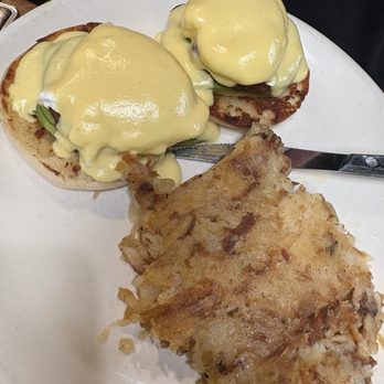 Maxine's Cafe - Veggie Benny - Breakfast & Brunch Near Me - Los Angeles, California