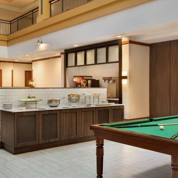 Embassy Suites Denver Airport - Restaurant - Hotels Near Me - Denver, Colorado Embassy Suites Denver Airport - Restaurant - Hotels Near Me - Denver, Colorado