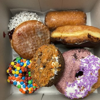 Voodoo Doughnut - Bakeries Near Me - Orlando, Florida Voodoo Doughnut - Bakeries Near Me - Orlando, Florida