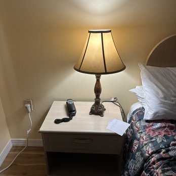 Lamp Lighter Motel - The. One. Lamp. - Hotels Near Me - Clinton, Connecticut Lamp Lighter Motel - The. One. Lamp. - Hotels Near Me - Clinton, Connecticut